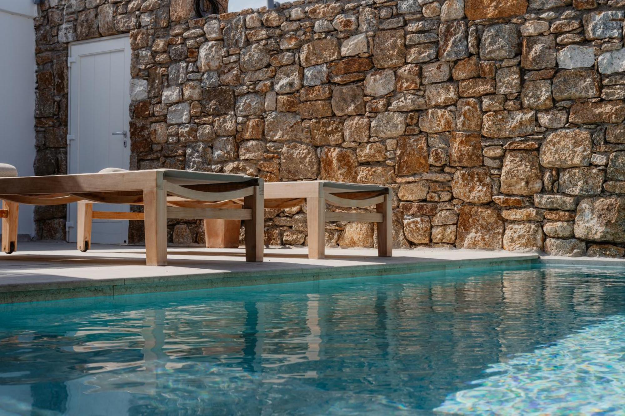 Oliving Mykonos Luxury Suites Klouvas Exterior photo