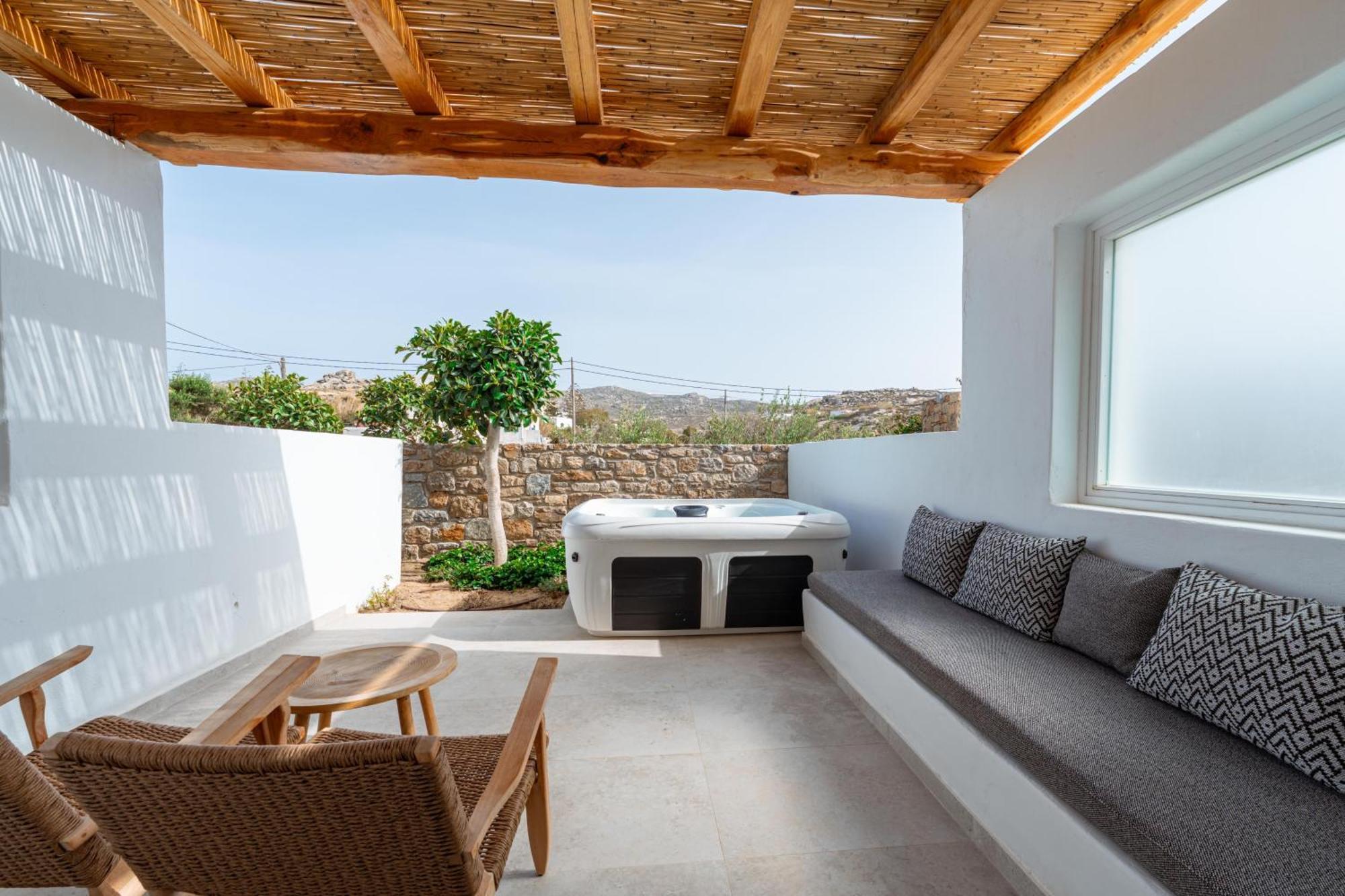 Oliving Mykonos Luxury Suites Klouvas Exterior photo